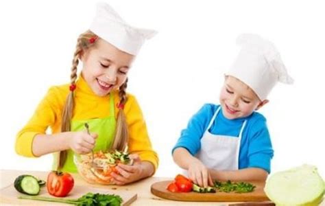 ¿quieres jugar juegos de cocina? Talleres de cocina para niños en Madrid