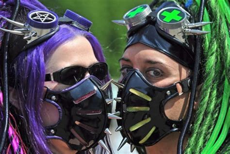 19 Intimidating Gas Masks
