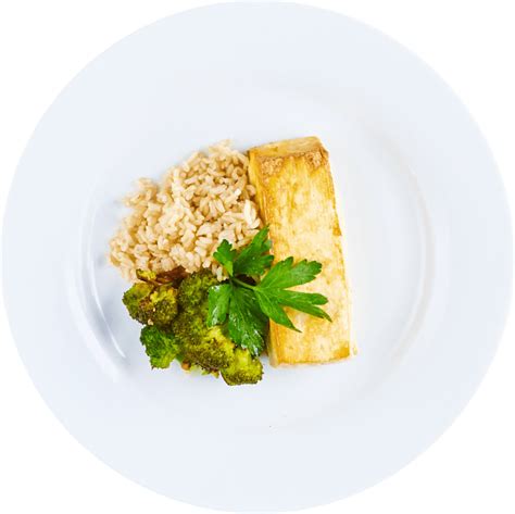 Boil the noodles, transfer to skillet wrap the tofu in paper towels then kitchen towel and press with a heavy weight for 5 mins to remove excess water. Tofu with Broccoli & Brown Rice - Innit