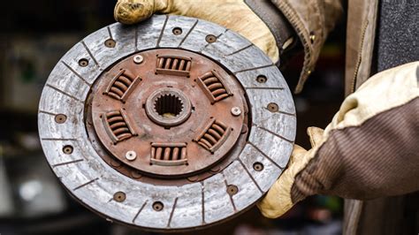 6 Symptoms Of A Bad Clutch And Replacement Cost In 2024