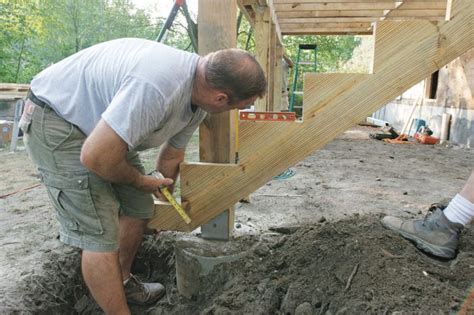 How To Build Strong Smart Deck Stairs Fine Homebuilding