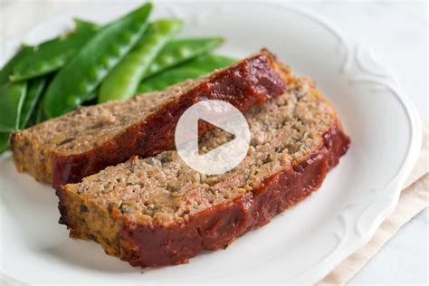2 lb meatloaf mix (beef, pork, and veal), 1 cup cooked oatmeal, 1 cup finely chopped onion, 1/3 cup finely chopped fresh parsley, 1/4 cup soy sauce, 2 large eggs, 2 teaspoons finely chopped garlic, 1/2 teaspoon dried thyme, 1/2 teaspoon black pepper, 1/2 cup chili sauce. 2 Lb Meatloaf Recipe With Bread Crumbs