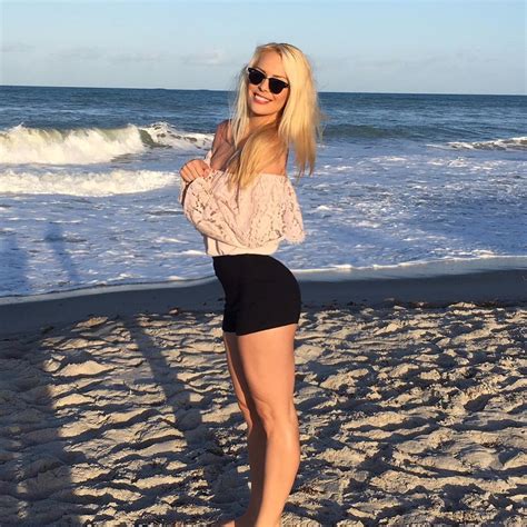 Britt Mchenry Flaunts Sexy Legs And Butt In Tight Shorts