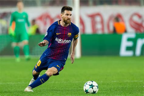 legendary footballer lionel messi embraces crypto after becoming a member of psg 2021