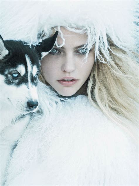 Call Of The Wild Vogue Us September 2014 With Images Sasha Pivovarova Vogue Us Ice Queen