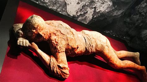 Uncover Artifacts From 2000 Years Ago At The Pompeii Exhibit Travel Herstory