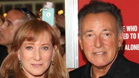 The Untold Truth Of Bruce Springsteens Wife Patti Scialfa