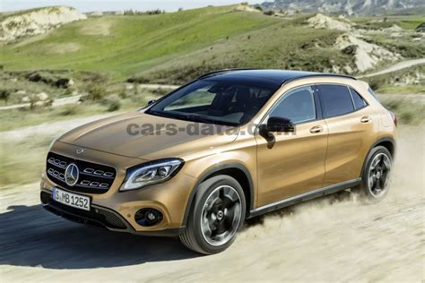 Mercedes Benz Gla 2017 Pictures 8 Of 35 Cars