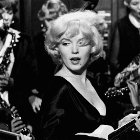 Marilyn Monroe Wink Gif Marilyn Monroe Wink Legend Discover Share