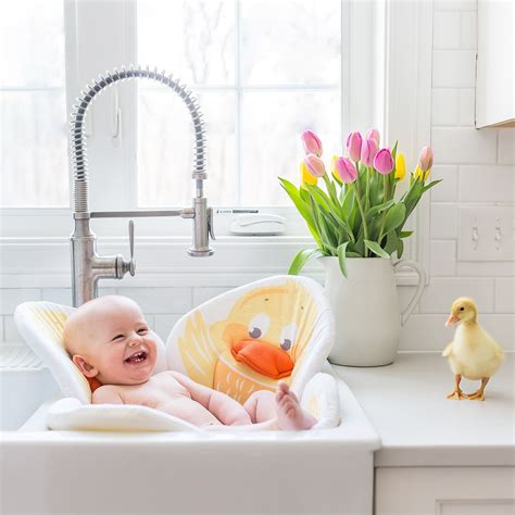 We started baby's journey with a very simple idea. Blooming Bath Lotus Baby Bath - Baby Bath Seat, Baby Bath ...