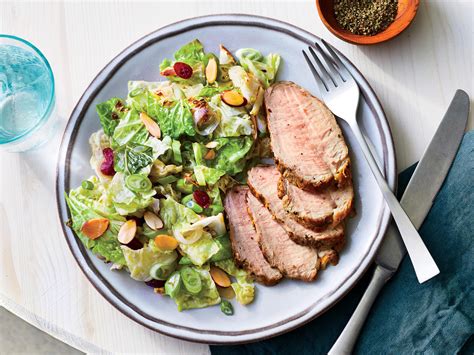 Perfect for a weeknight dinner! Healthy Roasted Pork Tenderloin With Cabbage Recipe ...