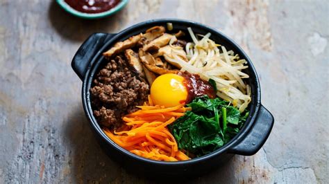 The Top 14 South Korean Foods To Try