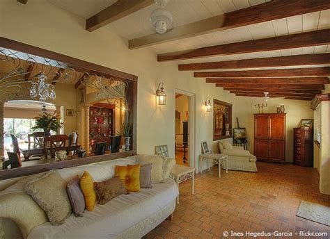 Wer also entspannt vom heimischen sofa aus von sonne, strand und meer träumen will, für den ist dieser frische, fröhliche stil perfekt. Ein Hauch von Mittelmeer-Das Wohnzimmer mediterran ...