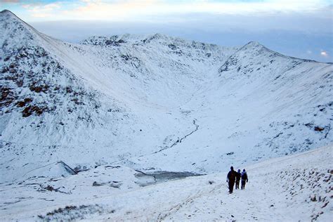 Grough — Helvellyn Climber Injured After Falling 500ft Trying To Help
