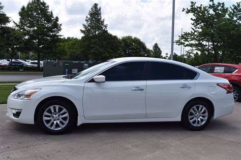 Pre Owned 2015 Nissan Altima 25 S 4dr Car In Fayetteville Wc32421aaa