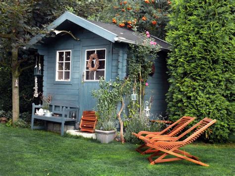 Wenn es jedoch um den bau von gartenhäusern geht, muss man je nach bundesland mit einschränkungen rechnen. Gartenhaus: Baugenehmigung, Bauweisen, Material - bauen.de