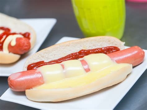 How To Make A Hot Dog In The Microwave 10 Steps With Pictures