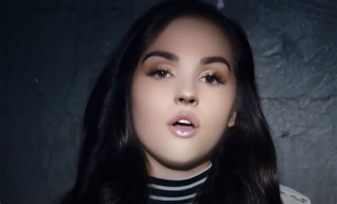 Pretty Girl Lyrics Maggie Lindemann