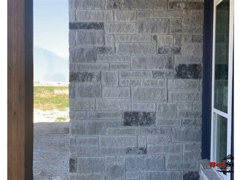 Chopped Charcoal Lueders Stone Bellstone