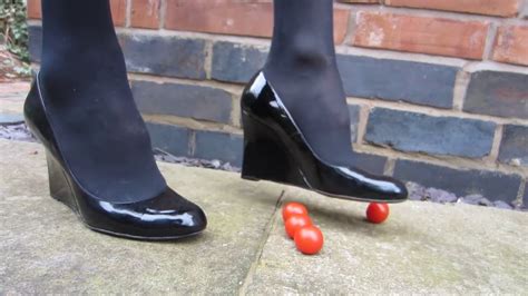 men in high heel tomatoes crushed under heels heel worship sissy youtube