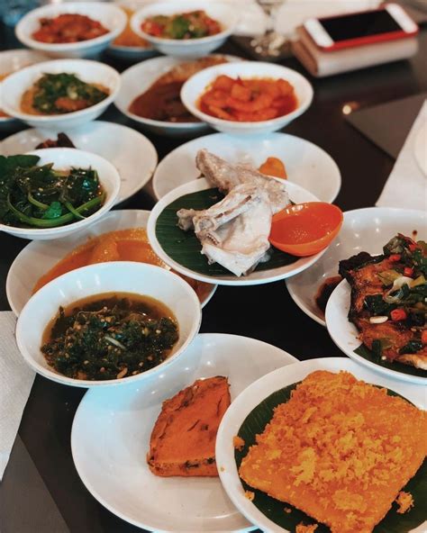 12 Rekomendasi Rumah Makan Padang Paling Enak Di Jakarta Dewan