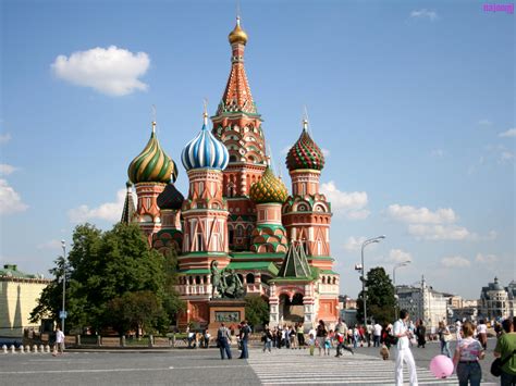 Rossiyskaya federatsiya) dengarkan (bantuan·info), atau rusia (bahasa rusia: Prebisch renace en Rusia