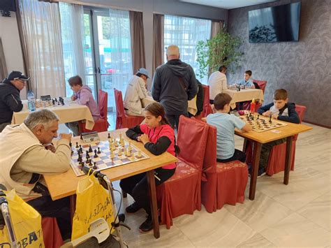 Шахматисти премериха сили в турнир по ускорен шах Община Русе