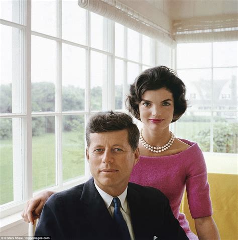 Exhibition Offers A Look At The Kennedys Most Intimate Portraits Daily Mail Online