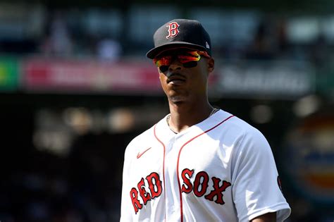 Dodgers Red Sox Cut One Time Top Prospect Involved In Mookie Betts
