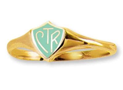 Featuring our iconic medallion charm and a lobster claw closure, this bracelet is an effortless, everyday favorite to add to your fave kendra scott styles. CTR Ring Mint And Gold Small Shield in 2020 | Ctr rings, Rings, Gold price