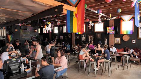 How Pearl Bar Houstons Only Lesbian Bar Is Celebrating Pride Month