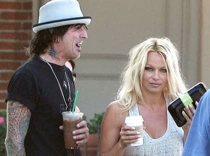 En Naken Pamela Anderson I Tommy Lees Mobil Extra Expressen