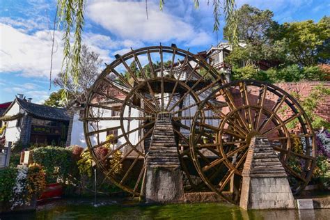 Watermill En Lijiang Yunnan China Es La Ciudad Vieja S De Lijiang