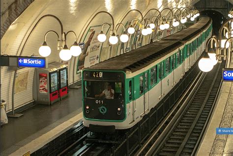 Paris Public Transportation Transport Informations Lane
