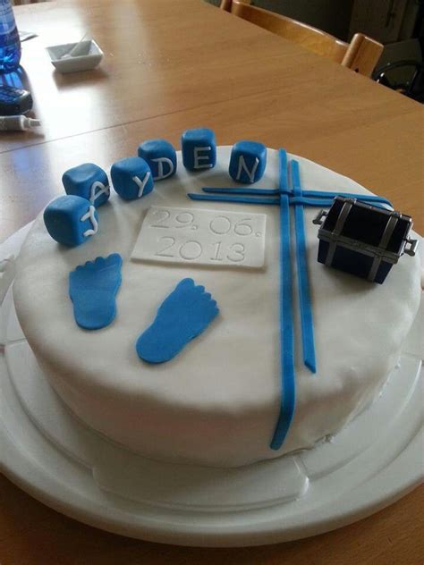 Kuchen und torten rezepte kuchen ideen torte zur geburt familienfotos mit baby torte taufe baby basteln fondant figuren torte ohne backen geburtstagstorte. Torte zur Taufe | Geschenke basteln, Basteln mit 2jährigen ...