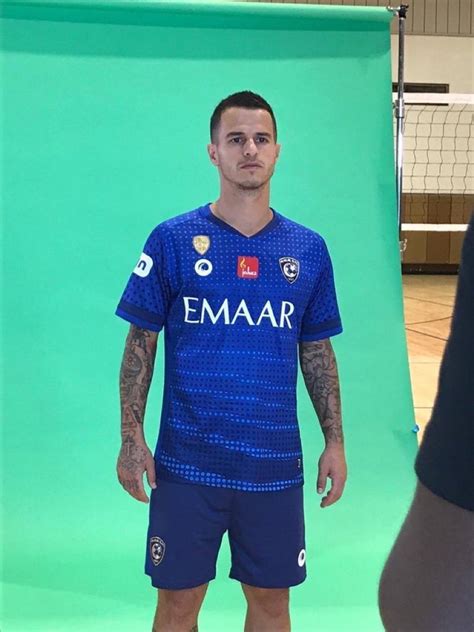 نستعرض لكم ابرز مهارات واهداف لاعب نادي الهلال السعودي الجديد البرازيلي أليكس تيكسيرا ذو الثلاثين عاما الذي يلعب في الدوري. تسريب صور لـ قميص الهلال الجديد - صحيفة صدى الالكترونية
