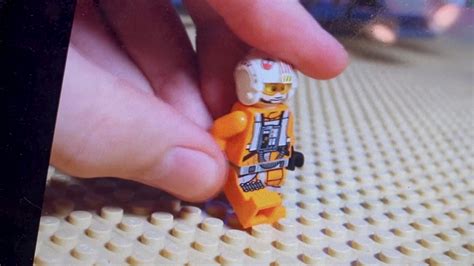 How To Make A Minifigure Walk Lego Star Wars Videos For Kids