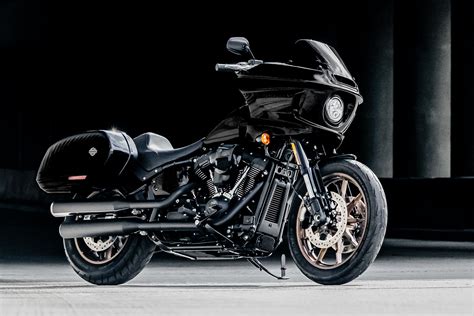 Low Rider Harley 2022