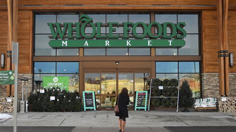 As a part of the amazon family, we're at the forefront of changing the grocery landscape yet again. Whole Foods Is Offering Free Delivery Because Of That ...