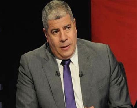 من أفضل القصص الساخرة التى قرأتها و رغم أن بعض القصص تحولت إلى حلقات في مسلسل كوميدي شهير شاهدته عندما كنت صغيراً، لكن هذا لم يقلل من استمتاعي بالعمل. أحمد شوبير في شارع المعز: «محدش يملأ أزايز» - جي بي سي نيوز