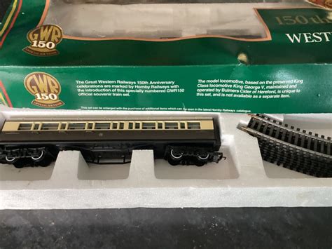 Hornby 150th Anniversary Gwr Commemorative Oo Gauge Model Train Set