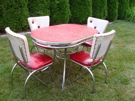 Retro 1950's vintage chrome, kitchen table set, 4 red vinyl chairs, pick up only. 1960 Kitchen Table And Chairs | Vintage kitchen table ...