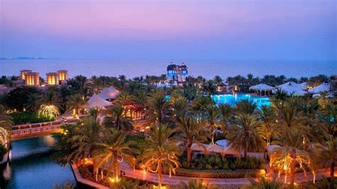 Al Qasr Hotel Dubai 5 Luxatic