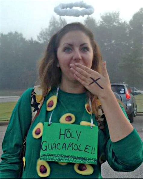 holy guacamole pun costumes easy diy costumes last minute halloween costumes halloween party