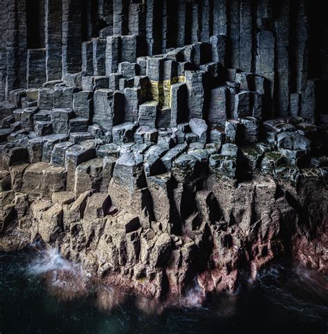 Fingals Cave On The Isle Of Staffa Scotland Photo Spot Pixeo