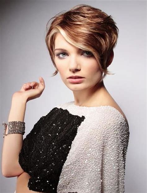 Best women hairstyle for 2020 includes a lot of choppy ends with honey highlights. 29 Long / Short Bob Haircuts for Fine Hair 2020 - 2021 ...