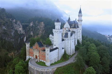 Top 10 Romantic Castles for Lovers - of Architecture