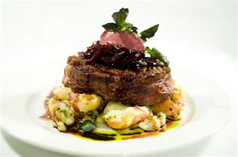 Grilled Filet Still Tends To Be The Most Popular Wedding Entree Choice
