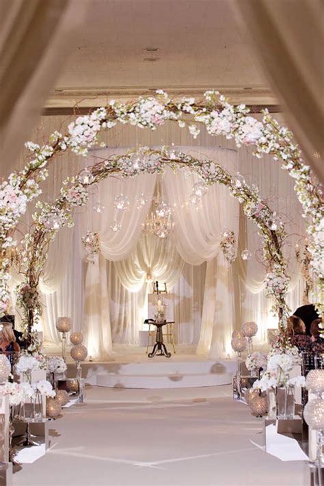 24 White Wedding Decoration Ideas See more: http://www.weddingforward
