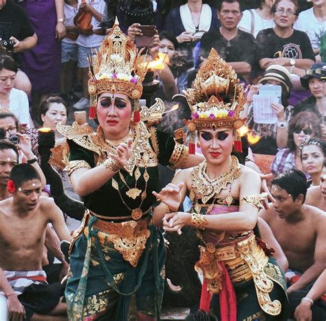 Tari Kecak Tarian Dari Pulau Bali Beserta Kostum Dan Vrogue Co